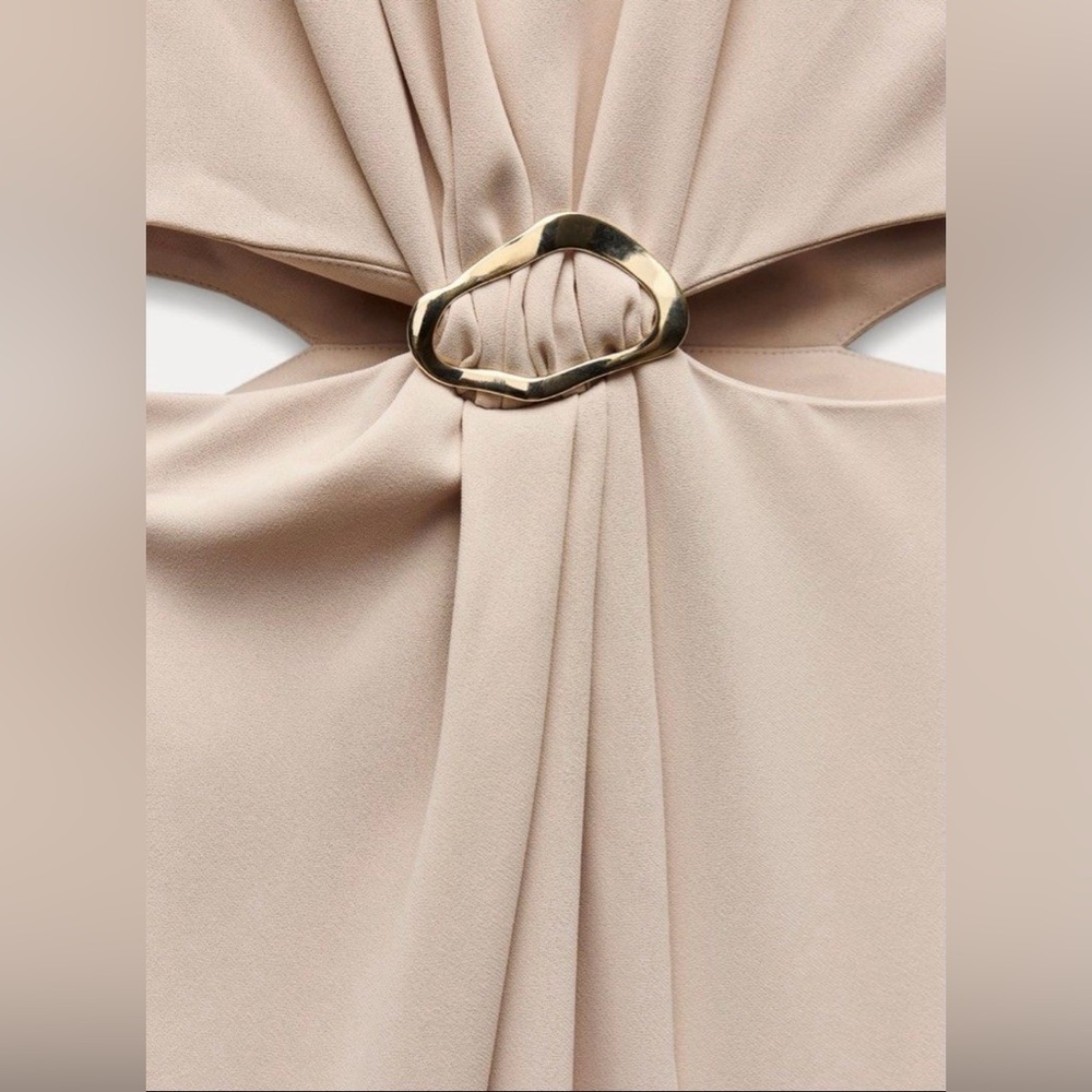 ZARA Elegant Beige Sleeveless Dress - Picture 8 of 8